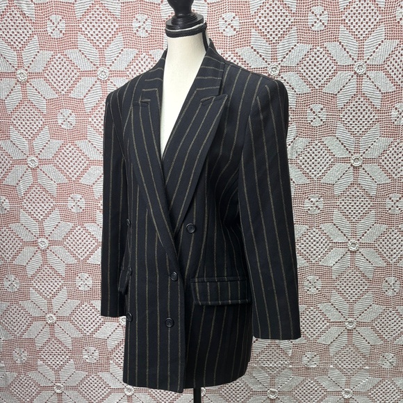 Mondi Jackets & Blazers - Mondi Vintage Wool Blazer Pinstripe Black Gold Size 38/ Sz 6-8